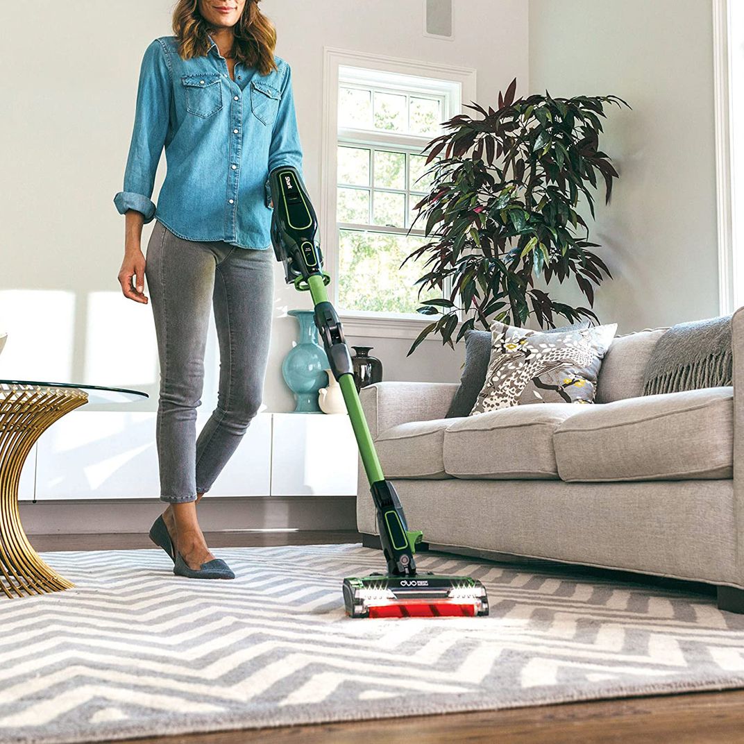 9 Best Cordless Vacuums According to Experts 2022 | The Strategist