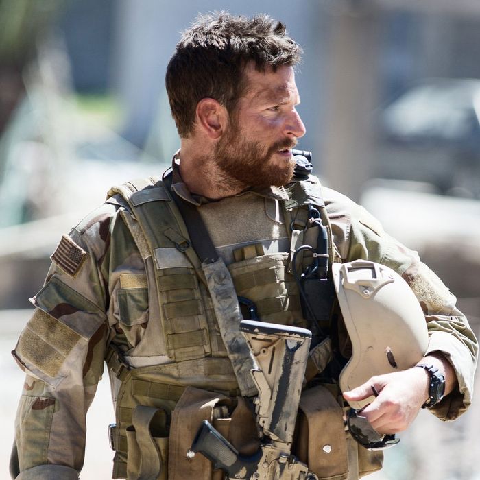  Bradley Cooper American Sniper Workout with Comfort Workout Clothes