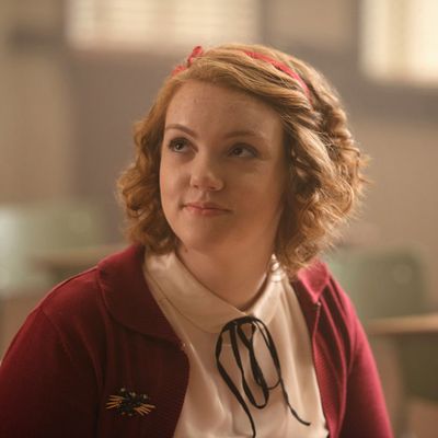 Stranger Things Gives Justice To Barb & Suzie In Season 4