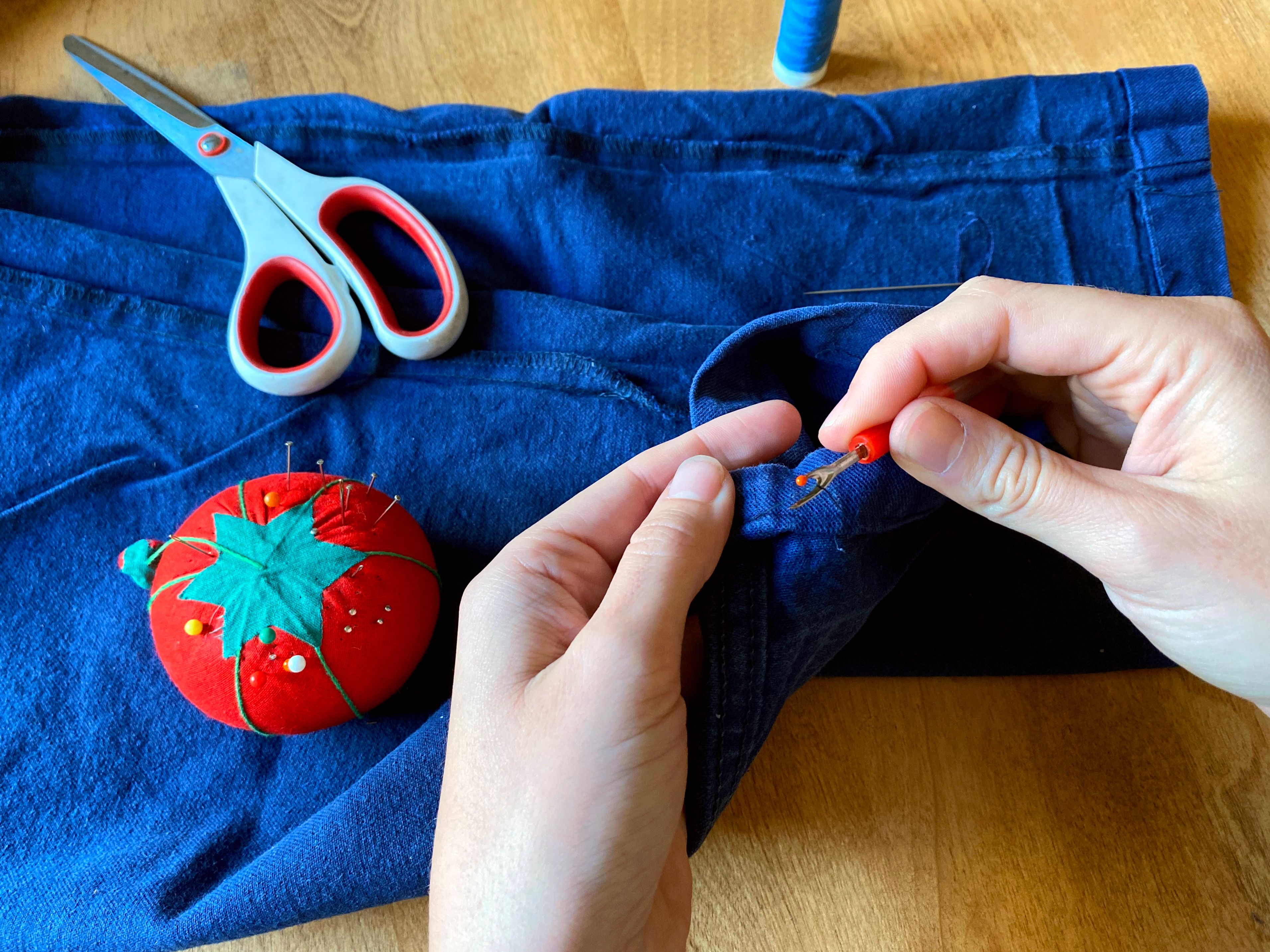 How to Hem Pants with Fabric Glue 