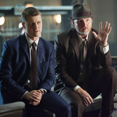 Gotham Knights' Recap: Season 1, Episode 5 “More Money, More