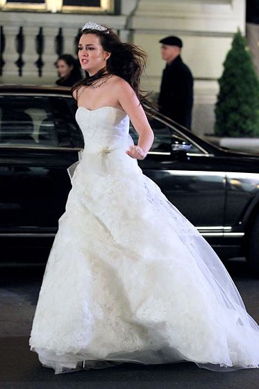 See Gossip Girl’s Version of Runaway Bride - Slideshow - Vulture