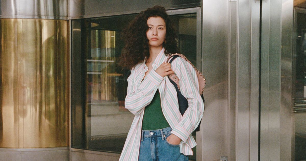 How to Style a Button Down and Jeans for Summer Museum Day