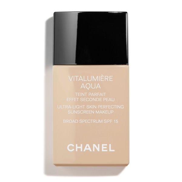 Chanel Vitalumière Aqua