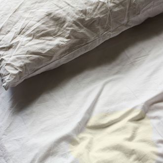 Wrinkled Bedsheets --- Image by ? Paul Edmondson/Corbis