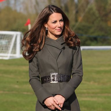 BURTON-UPON-TRENT, ENGLAND - OCTOBER 09:  Catherine, Duchess of Cambridge attends the official launch of The Football Association’s National Football Centre at St George’s Park on October 9, 2012 in Burton-upon-Trent, England. (Photo by Chris Jackson - Pool /The FA via Getty Images)