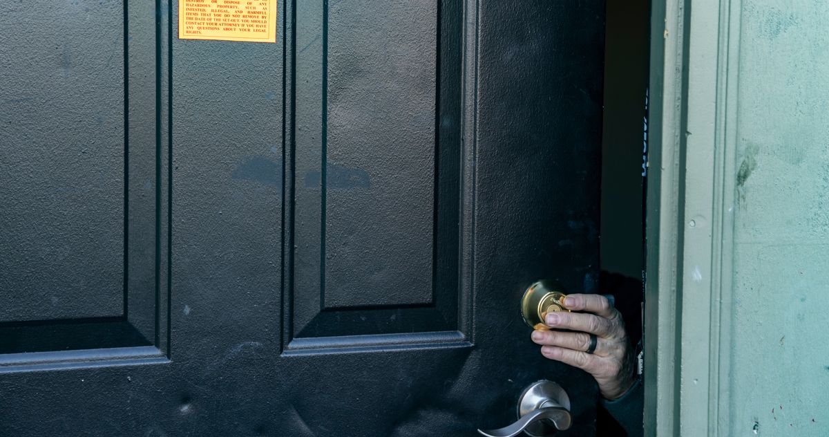 Congress considers emergency eviction moratorium as cdc authority lapses