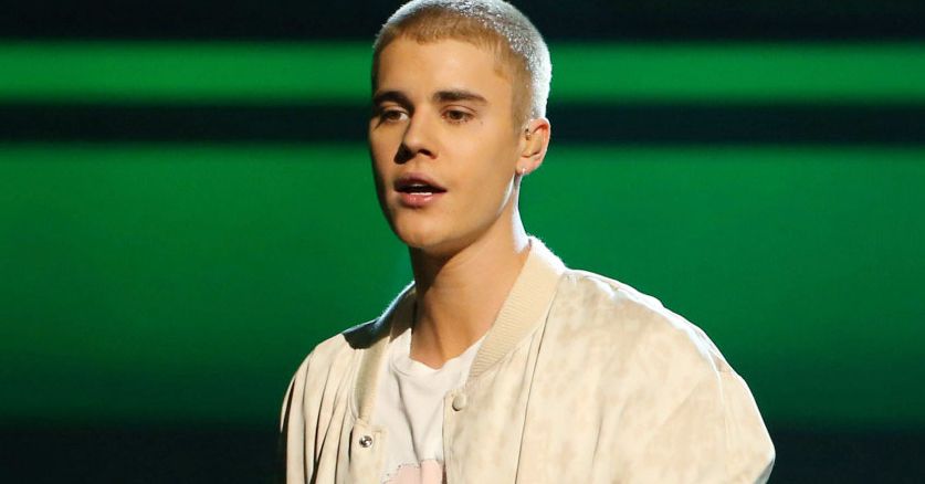 Justin Bieber Pens Open Letter Explaining Why He Stormed Offstage at ...