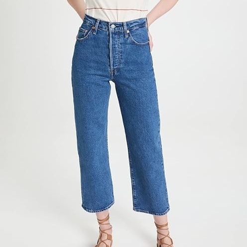 Levi’s Ribcage Straight Ankle Jeans