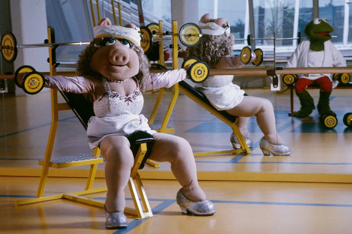 Miss Piggy and Kermit the Frog in Gym