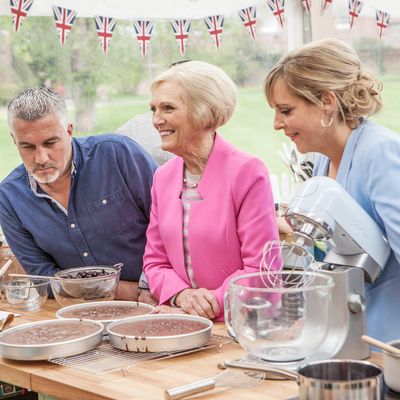 WARNING: Embargoed for publication until: 28/07/2015 - Programme Name: The Great British Bake Off - TX: n/a - Episode: n/a (No. 1) - Picture Shows: +++Publication of this image is strictly embargoed until 00.01 hours Tuesday July 28th 2015+++ Paul Hollywood, Mary Berry, Mel Giedroyc - (C) Love Productions - Photographer: Mark Bourdillon