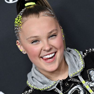 Did JoJo Siwa Get New Teeth?