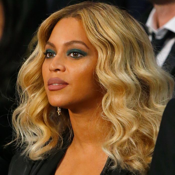 Beyoncé's New Video Has Some Amazing Hair