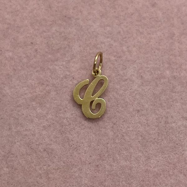 Yeah It’s Jewelry Classic Letter Charm