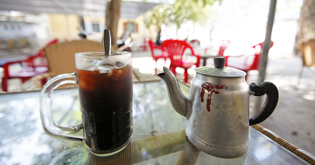 This Video Explains Why Iced Coffee Is So Much More Expensive Than Hot Coffee