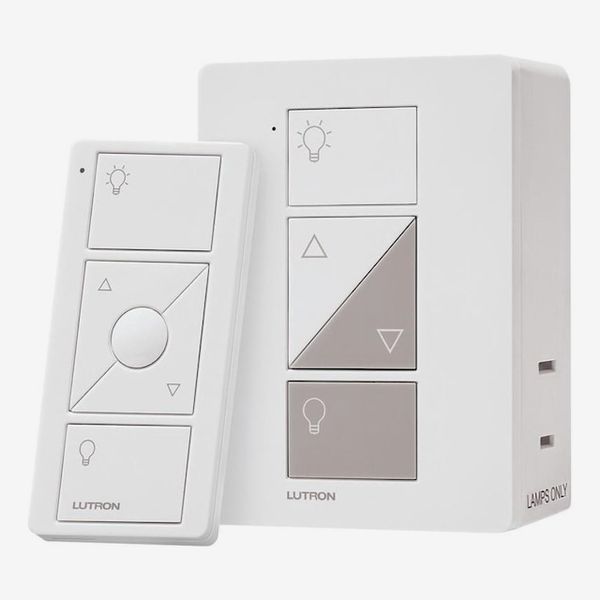 Lutron Caseta Smart Home Plug-in Lamp Dimmer Switch With Remote