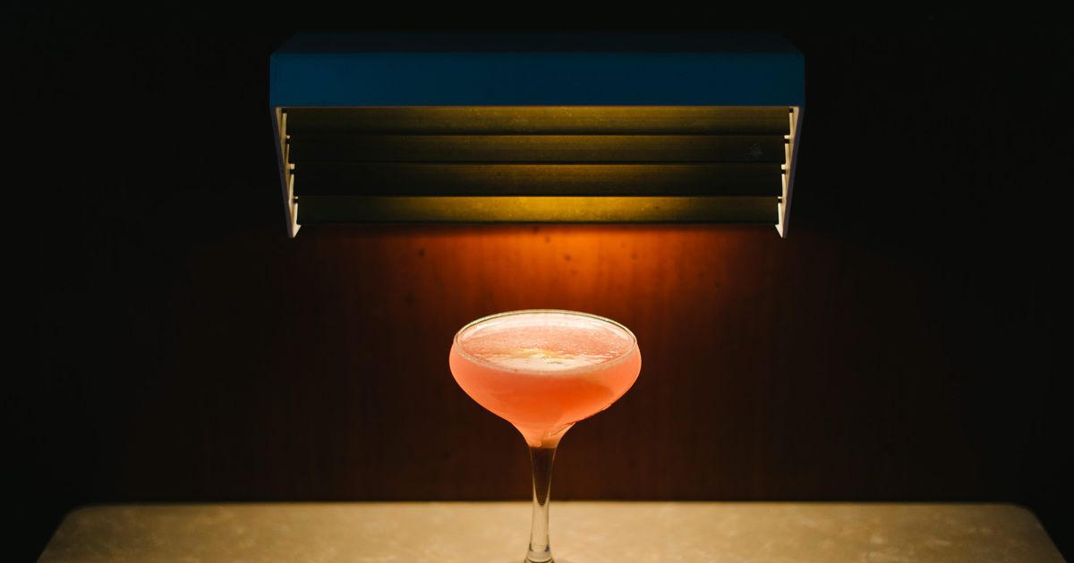 Cosmopolitan: A Bartender's Life by Cecchini, Toby