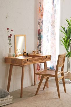 15 Best Makeup Vanity Tables 2019 The Strategist