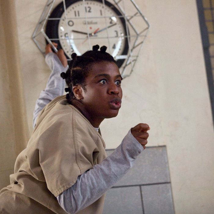 Orange Is The New Black Season 2 Episode 3 Recap Can I Hold The Miracle