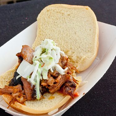 约翰·谢弗，野生森林烧烤店