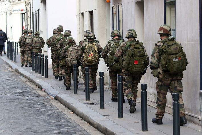 Photos: French raid in Saint-Denis