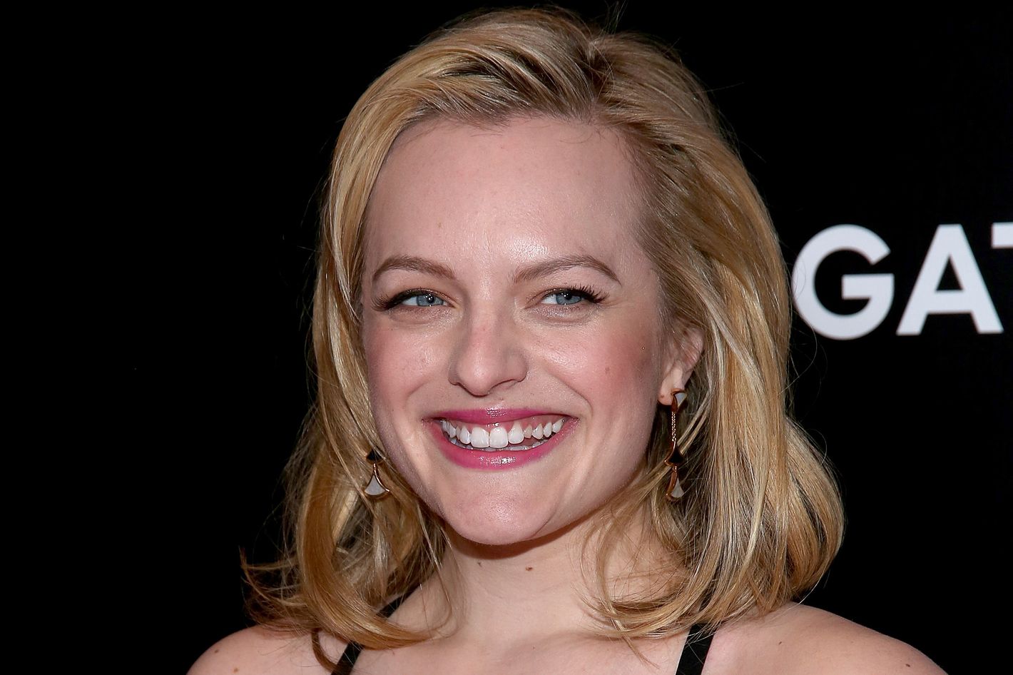 How Playing Heidi Holland Helped Elisabeth Moss Get Over Peggy ...