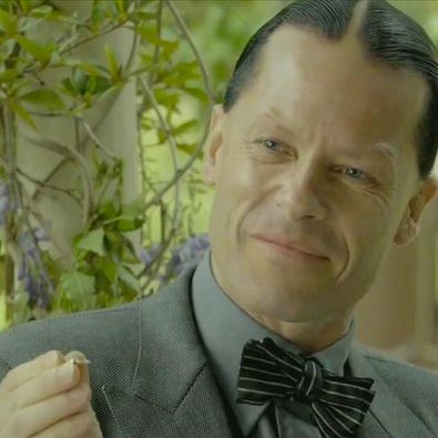 Cannes Let S All Enjoy Guy Pearce S Wackadoo Performance In Lawless