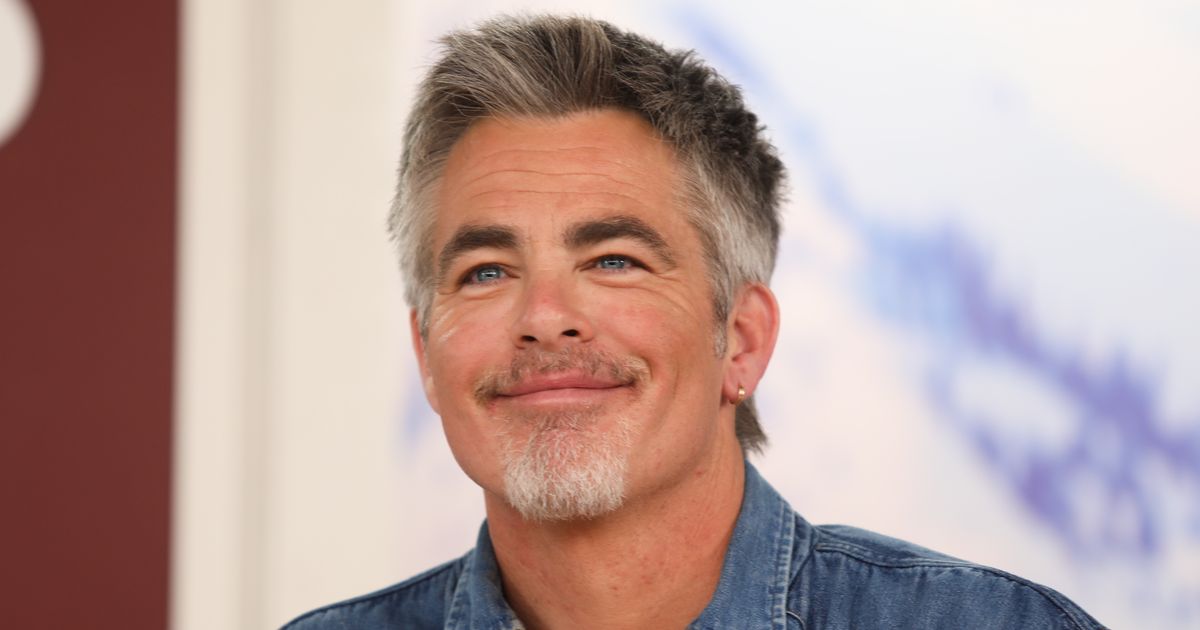 Chris Pine Seeks $100,000 Security Deposit from Brooklyn Townhouse Developer