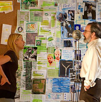 Claire Danes as Carrie Mathison and Mandy Patinkin as Saul Berenson in Homeland (episode 11).