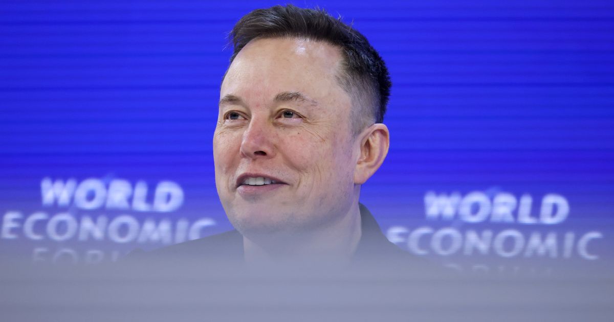 Elizabeth Warren Warns Elon Musk's SpaceX IPO May Screw Retirees, Must Be Delayed
