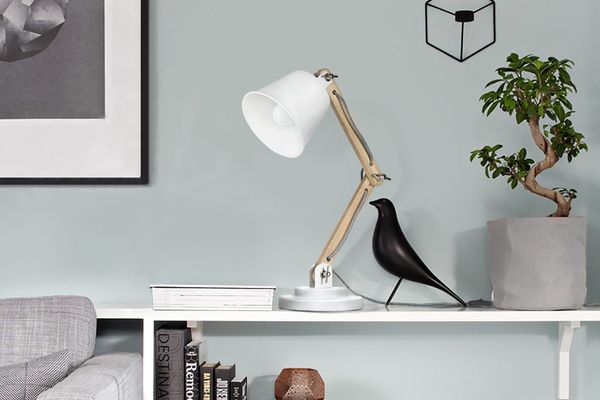 Tomons Natural Wood Desk Lamp