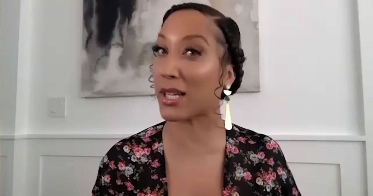 我們的未來取決於傾聽 Robin Thede 的聲音