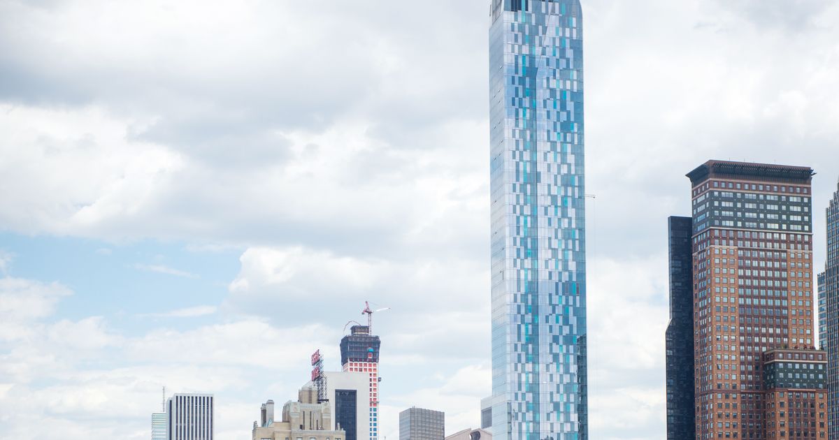 Manhattan RealEstate Prices Are at Record Highs — and They’re Only