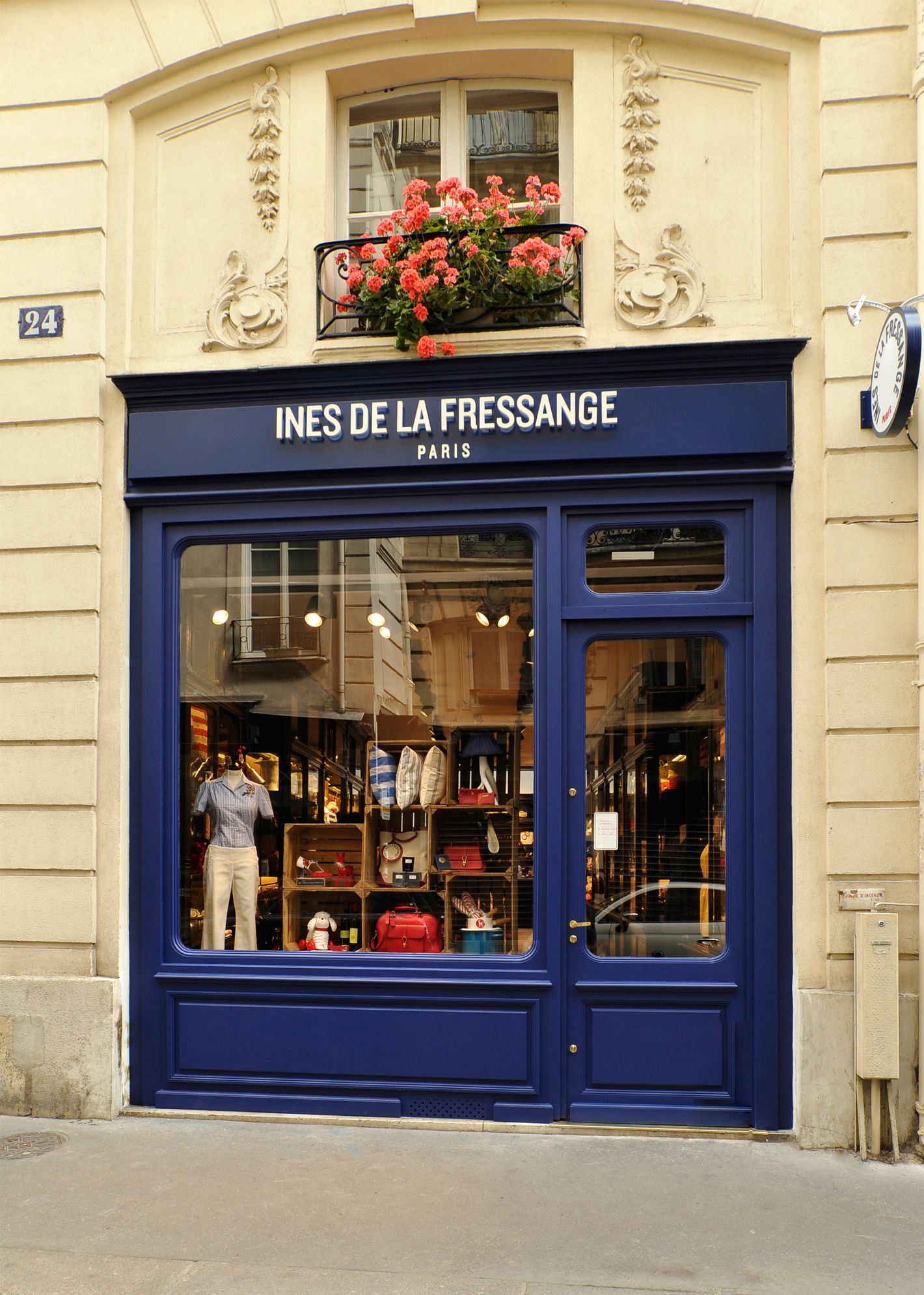 Inès de la Fressange, a Frenchwoman's Parisienne - The New York Times