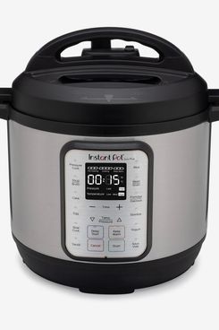 Instant Pot Duo Plus 6 qt 9-in-1 Electric Pressure Cooker