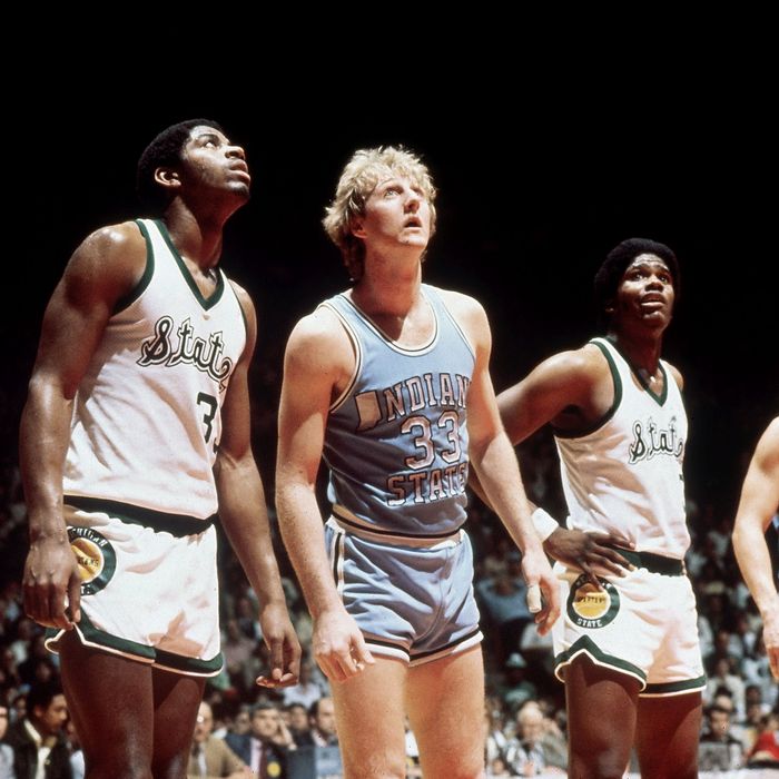 College Basketball: NCAA Final Four: Michigan State Magic Johnson (33) and Indiana State Larry Bird (33) lining up for foul shot during game. Salt Lake City, UT 3/26/1979 CREDIT: James Drake (Photo by James Drake /Sports Illustrated/Getty Images) (Set Number: X23267 )