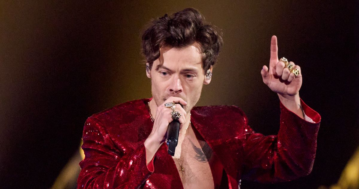 Harry Styles has announced his fourth album, ‘Kiss All The Time. Disco, Occasionally.’ If we follow Pop Star Logic, that means we could be getting a single as soon as tonight.