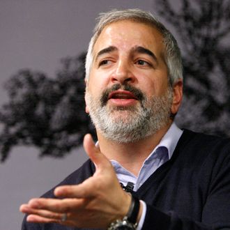 New York Times Beirut Bureau Chief Anthony Shadid discusses his capture by Moammar Gadhafi's forces in Libya, during a talk at the Oklahoma City National Memorial & Museum in Oklahoma City, Thursday, April 7, 2011. (AP Photo/Sue Ogrocki)