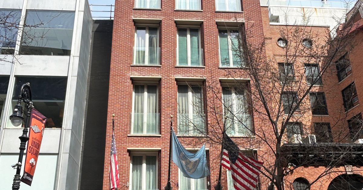 Provozuje trumpovský úředník nelegální ubytovnu v New Yorku?