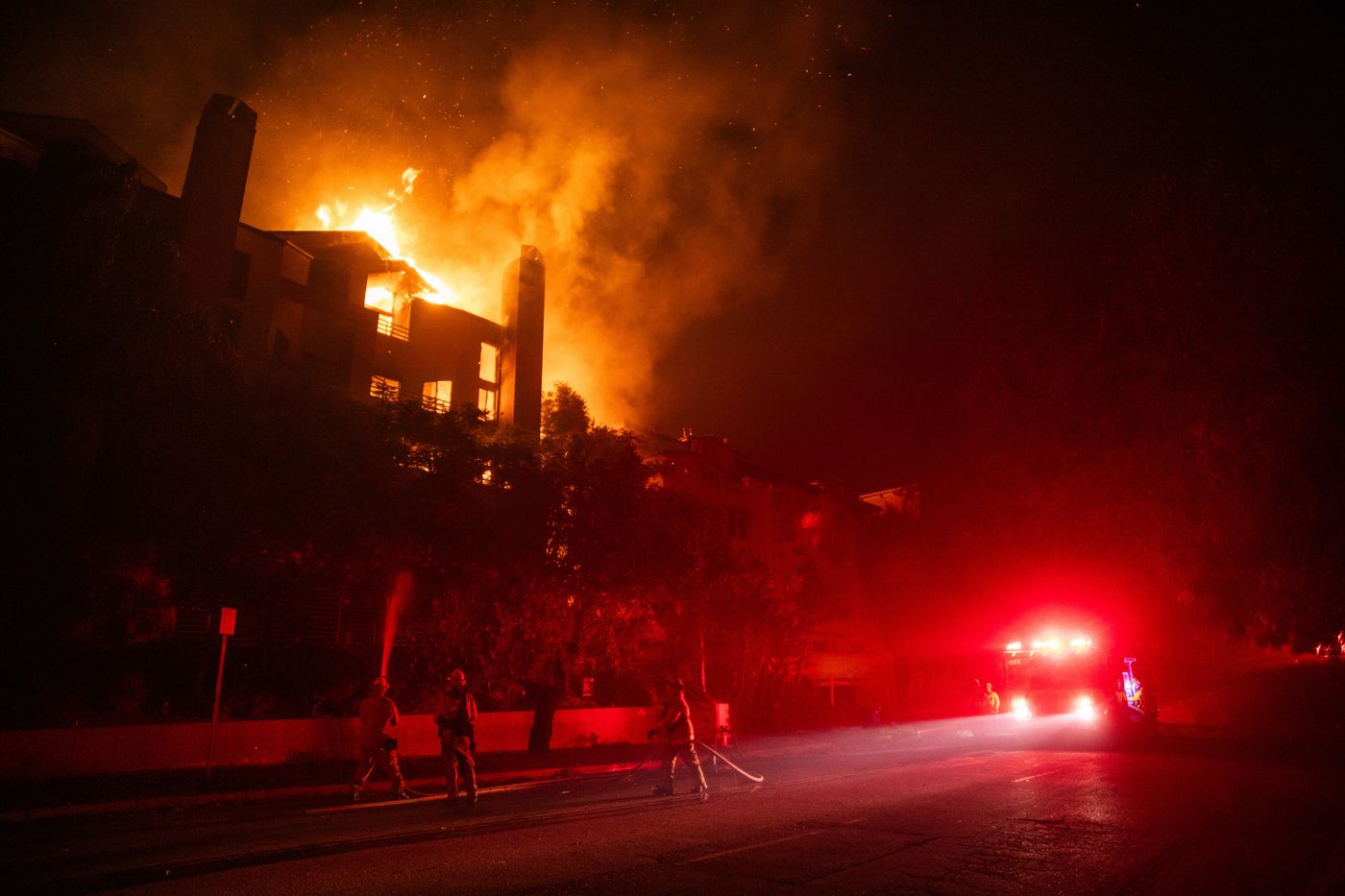 Kevin rose palisades fire (80) 사진