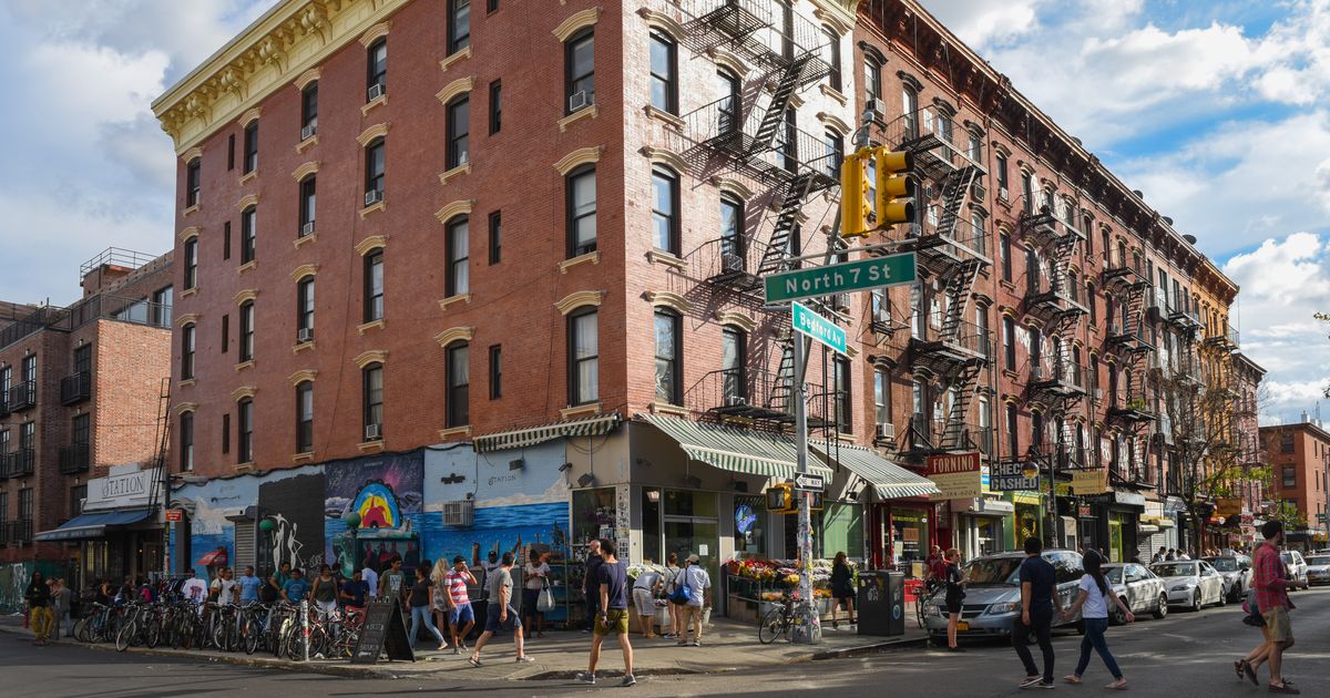 Long Island Shoppers Love Williamsburg