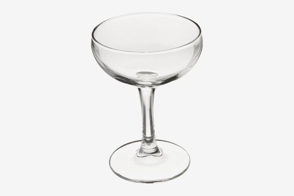 7 Types Of Cocktail Glasses You Need At Home 2021 The Strategist New York Magazine