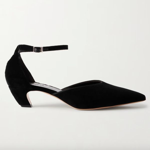 Le Monde Beryl Victoria Velvet Pumps
