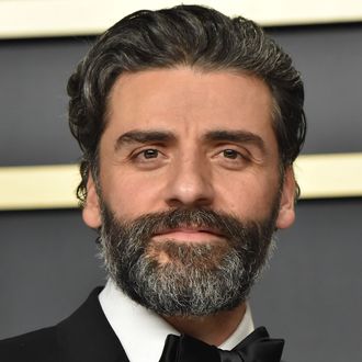 Oscar Isaac To Star As Solid Snake In Sony's 'Metal Gear Solid' Movie –  Deadline