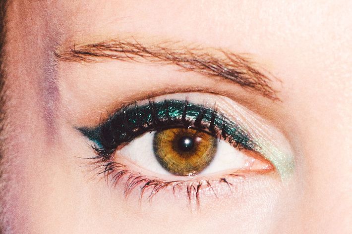 Green Eyeliner Will Totally Change Your Look