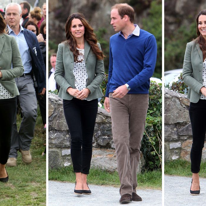 Kate Middleton Makes First Outing Skinny Jeans