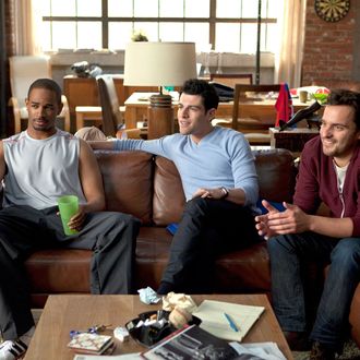 NEW GIRL: The new comedy starring Zooey Deschanel as an adorkable girl who moves in with three single guys, changing their lives in unexpected ways, premieres Tuesday, Sept. 20 (9:00-9:30 PM ET/PT) on FOX. Pictured: Damon Wayans Jr., Max Greenfield, Jake Johnson.