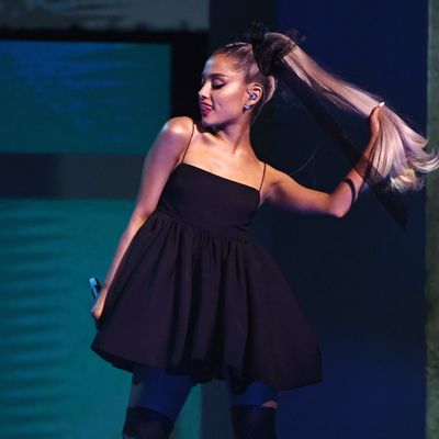 Ariana Grande and her ponytail.