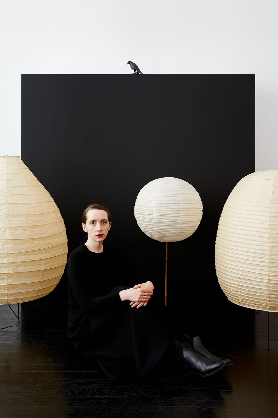 10 Glowy, Ethereal Paper Lights That Aren't by Noguchi