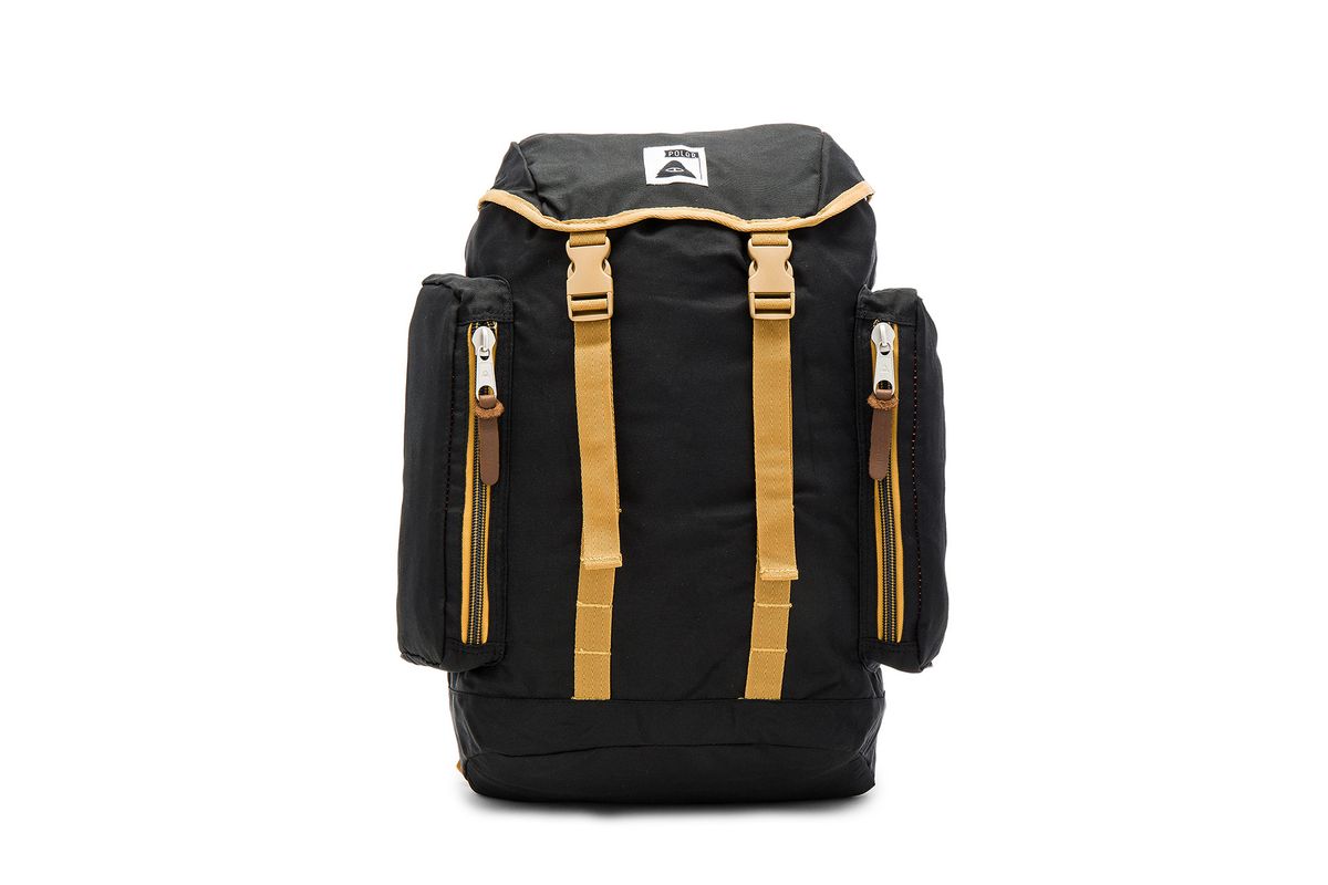 poler camera backpack